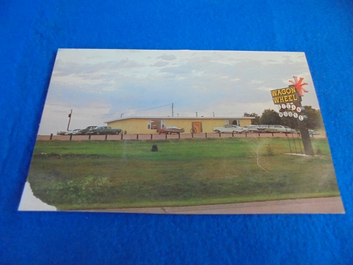 LATE 1950'S "WAGON WHEEL STEAK HOUSE" POST CARD FROM LAUREL NEBRASKA