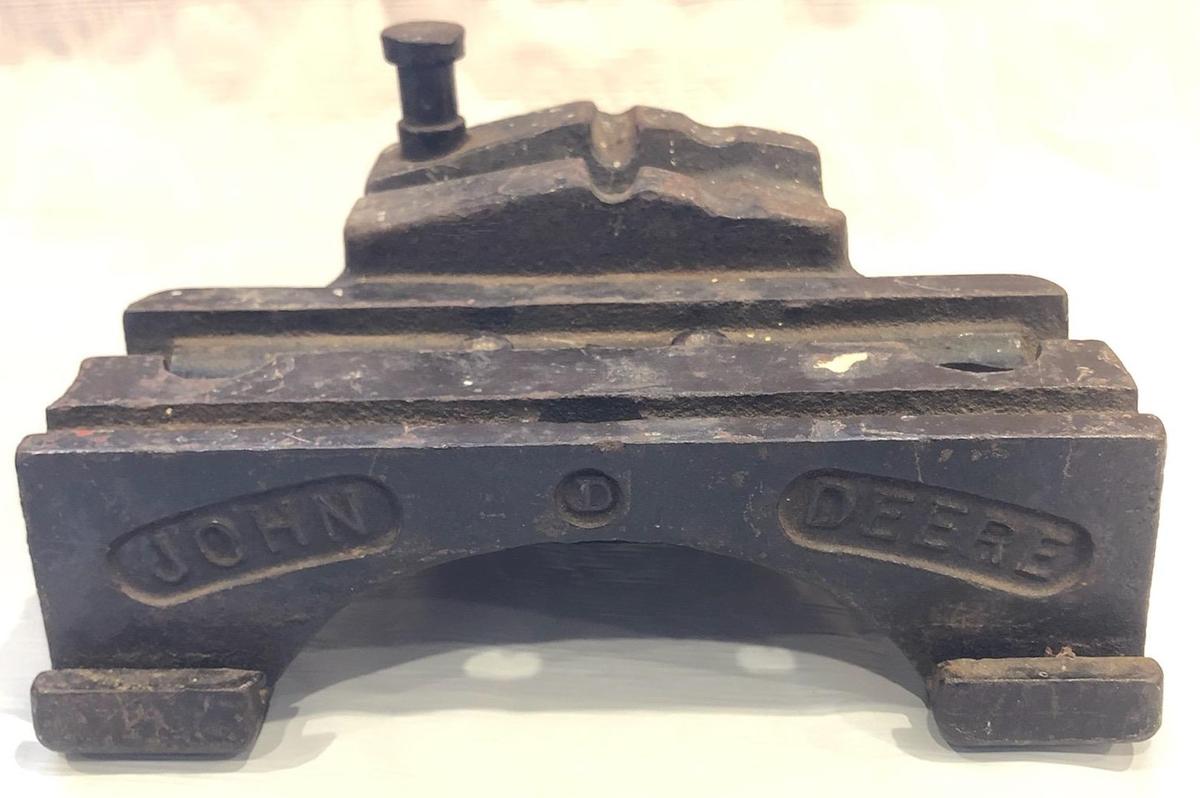 JOHN DEERE ANVIL FOR MOWER LEDGER PLATE REMOVAL