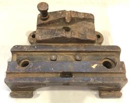 JOHN DEERE ANVIL FOR MOWER LEDGER PLATE REMOVAL