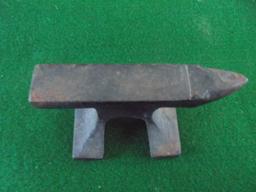 OLD MINIATURE IRON ANVIL-NICE