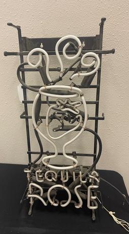 TEQUILA ROSE - NEON SIGN  ** NO SHIPPING **