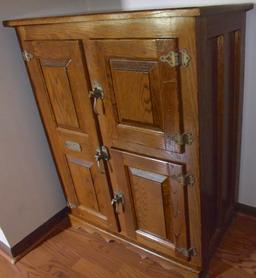 White Clad Modern Oak Icebox Style Three Door Cabinet