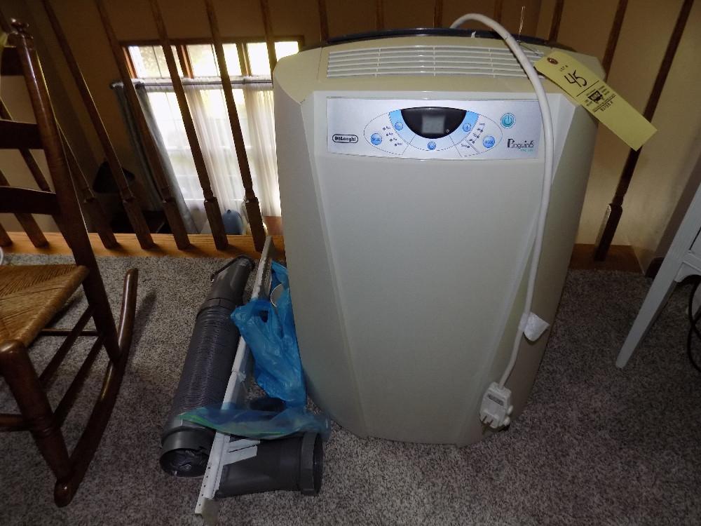 DeLonghi Pinguino floor model a/c unit
