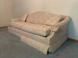 Floral 2-Cushion Sleeper Sofa