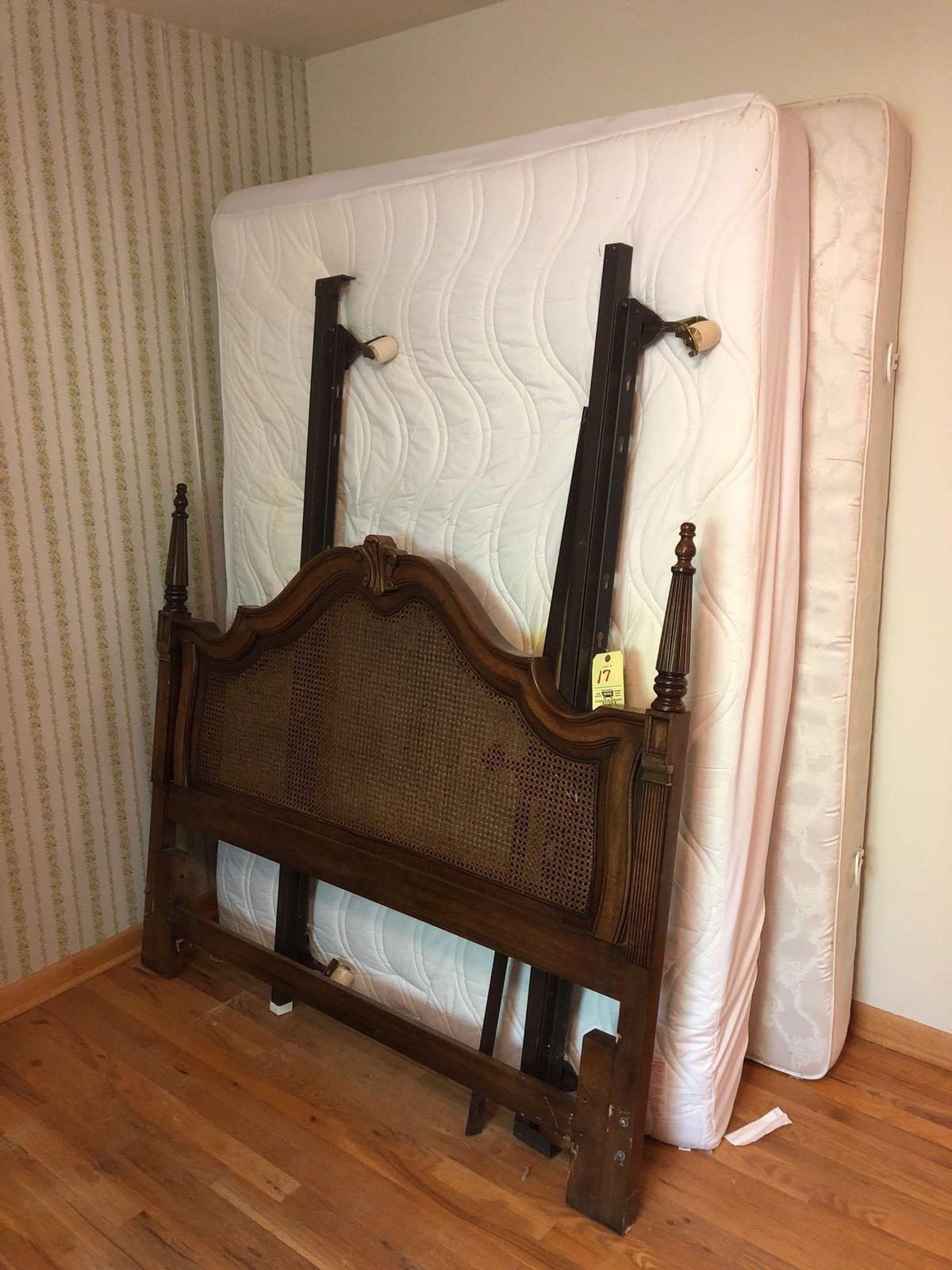 Queen size bed/Hollywood Frame