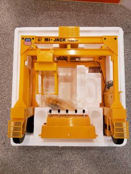 Lionel Intermodal Crane
