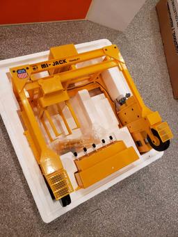 Lionel Intermodal Crane
