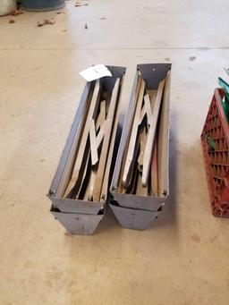 Folding saw horses