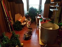 Contents of room, Hobart buffalo chopper, stock pot, hall tree, chairs, decor
