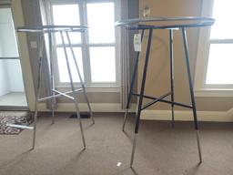 2 Clothing Racks