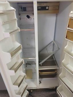 Hotpoint refrigerator freezer