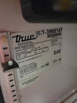 Tru model TSSU-27-12M-B refrigerated prep station