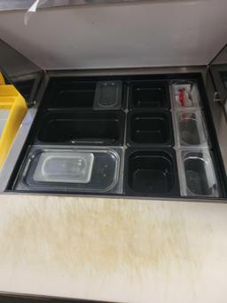 Tru model TSSU-27-12M-B refrigerated prep station