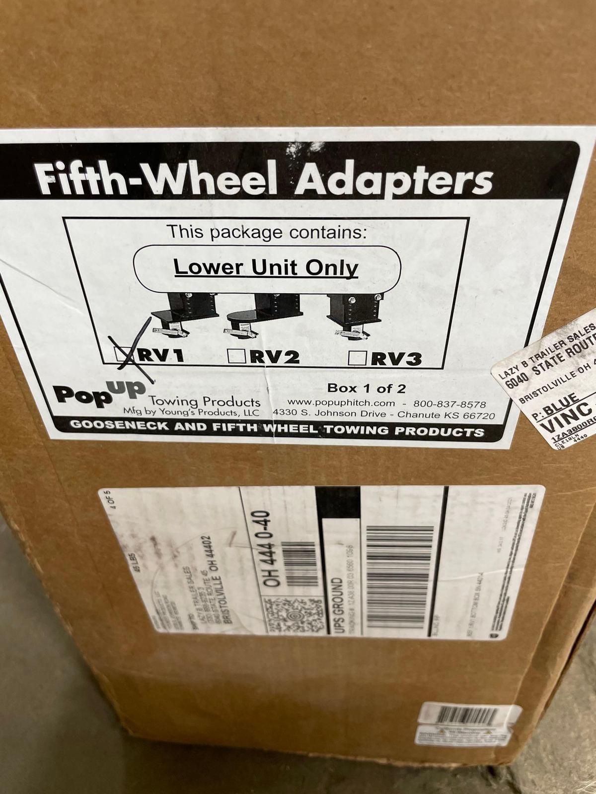Fifth wheel adapter lower unit