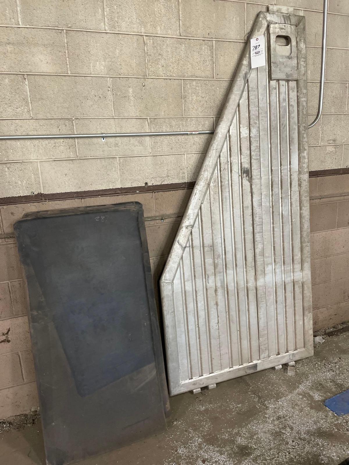 alum slant trailer divider