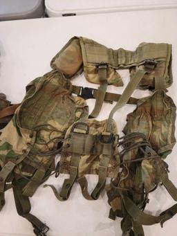 Military field bag and harness | Proxibid