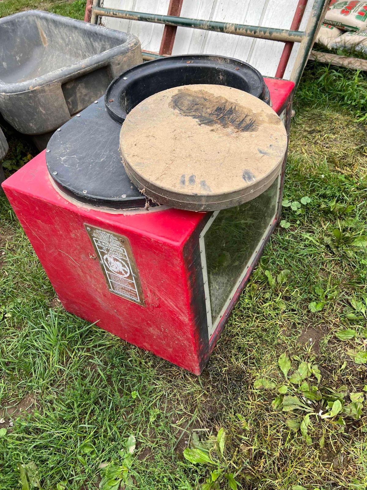 Passive heated solar pasture watering trough