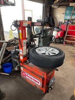 Accu-Turn 3602 Tire Changer