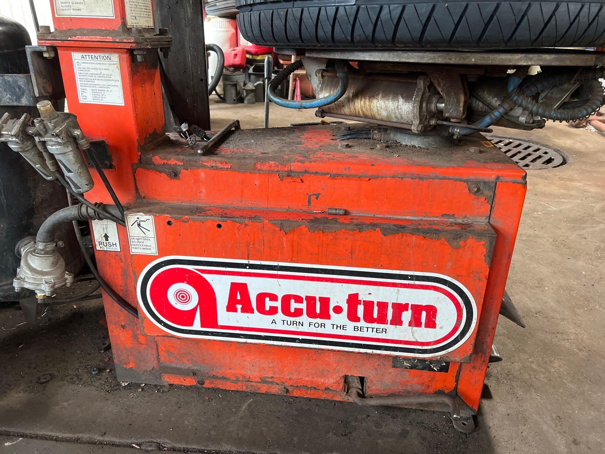 Accu-Turn 3602 Tire Changer