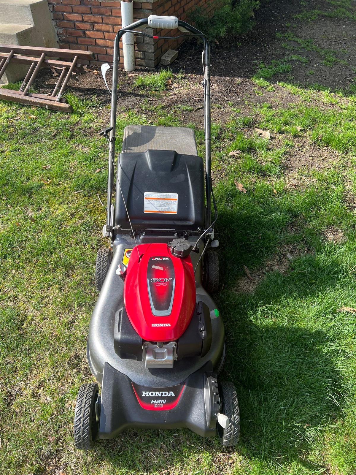 Honda HRN 216 Push Mower With GCV 170 Easy Start Proxibid