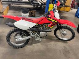 2002 Honda XR80R dirt bike