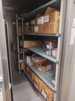 3 Metro Max MaxQ Anti Microbial Poly Shelves
