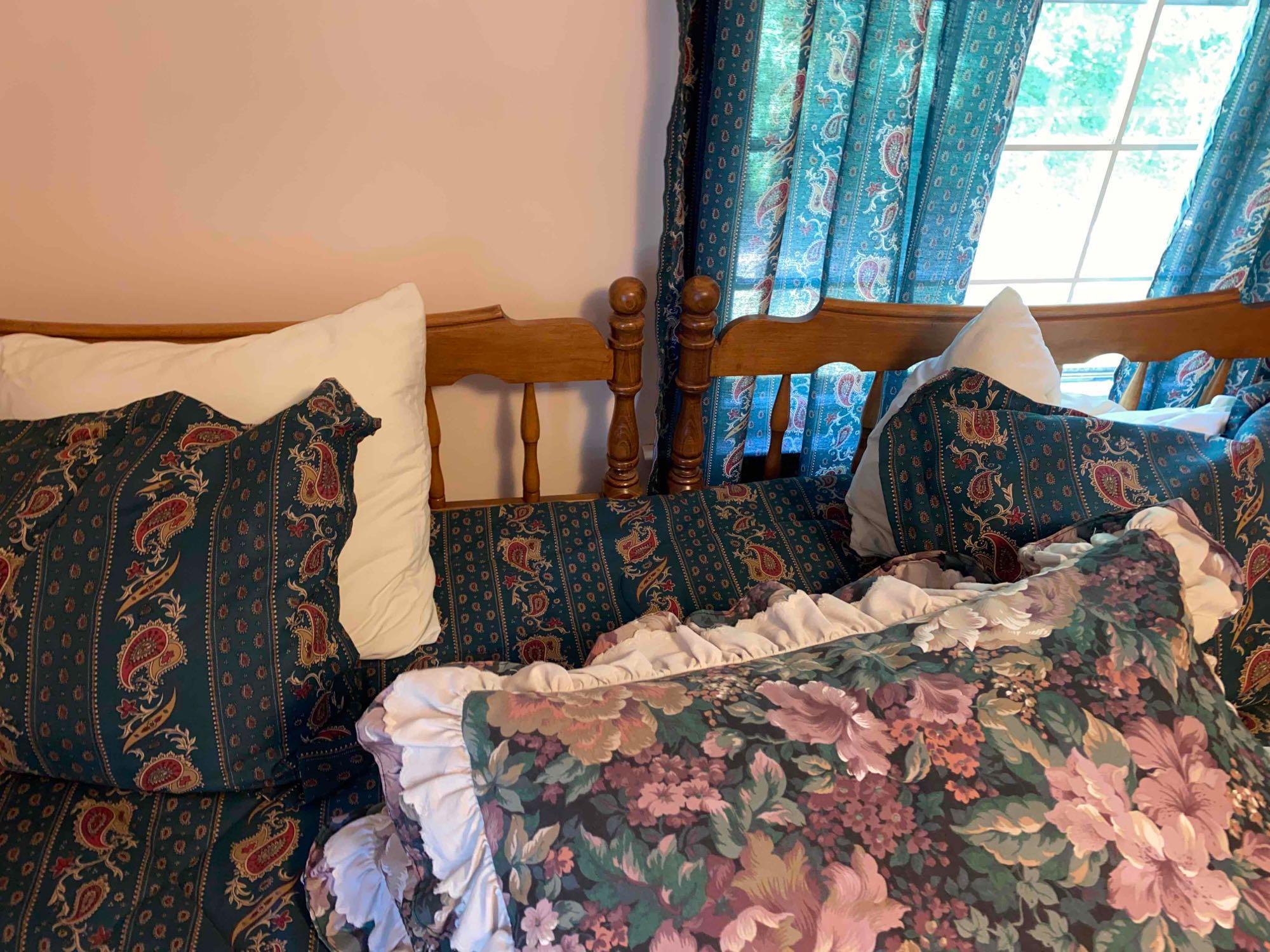(2) Twin beds with 2 dressers with mirrors, 2 night stands
