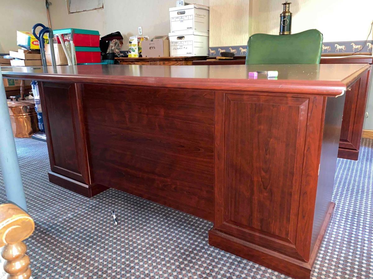 Executive Desk w/ Credenza