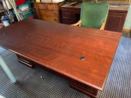 Executive Desk w/ Credenza