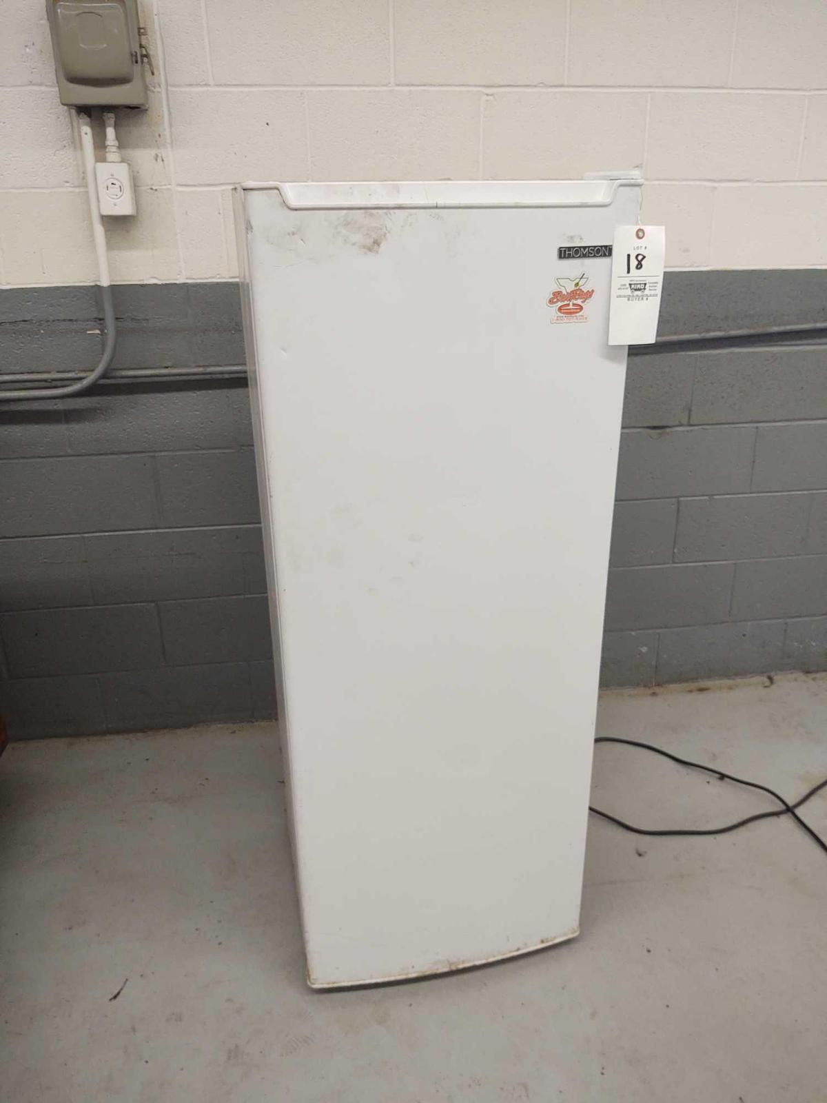 Thompson Model TFRF690 Upright Freezer Proxibid