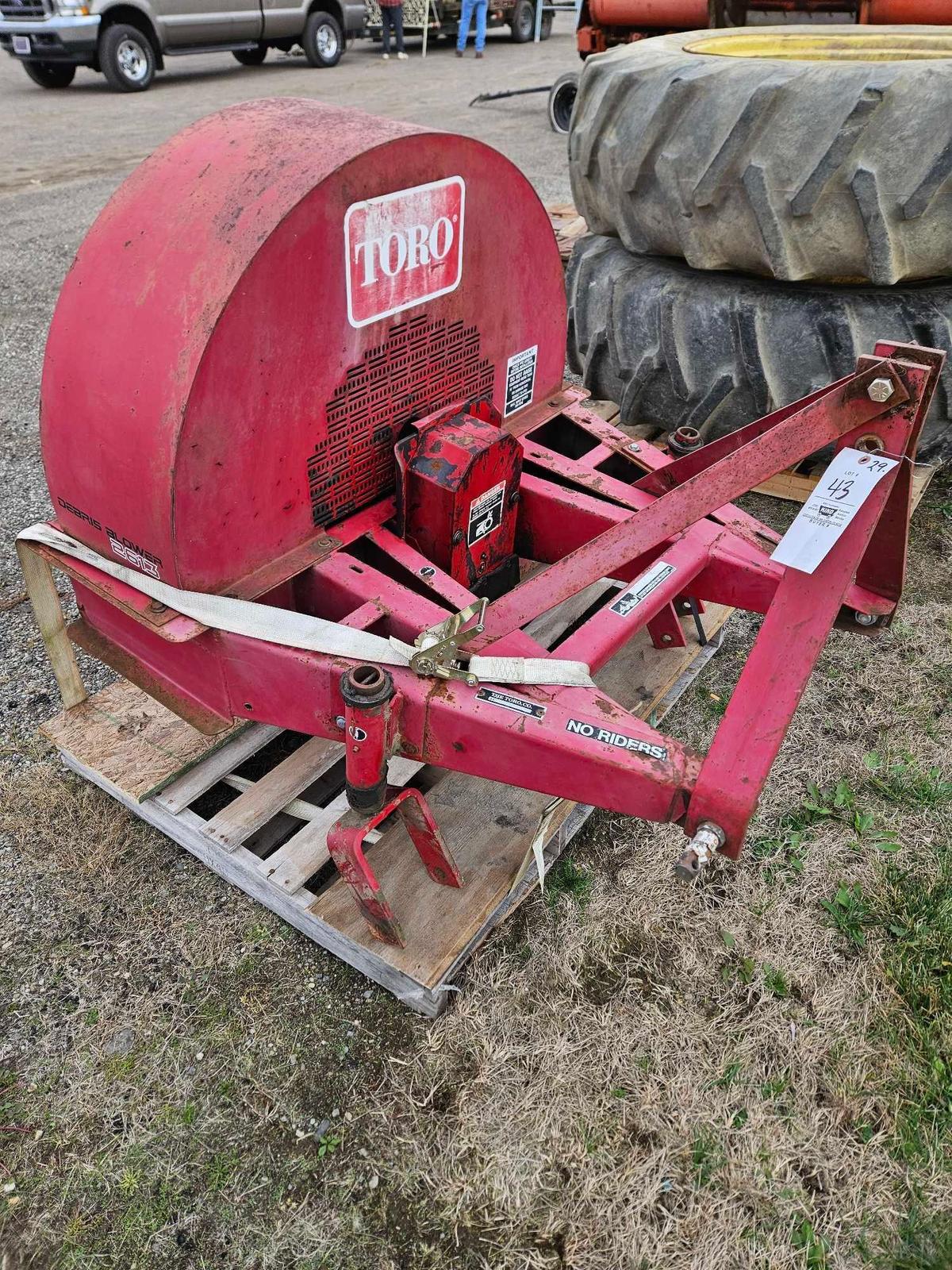 Toro 2613 3pt blower