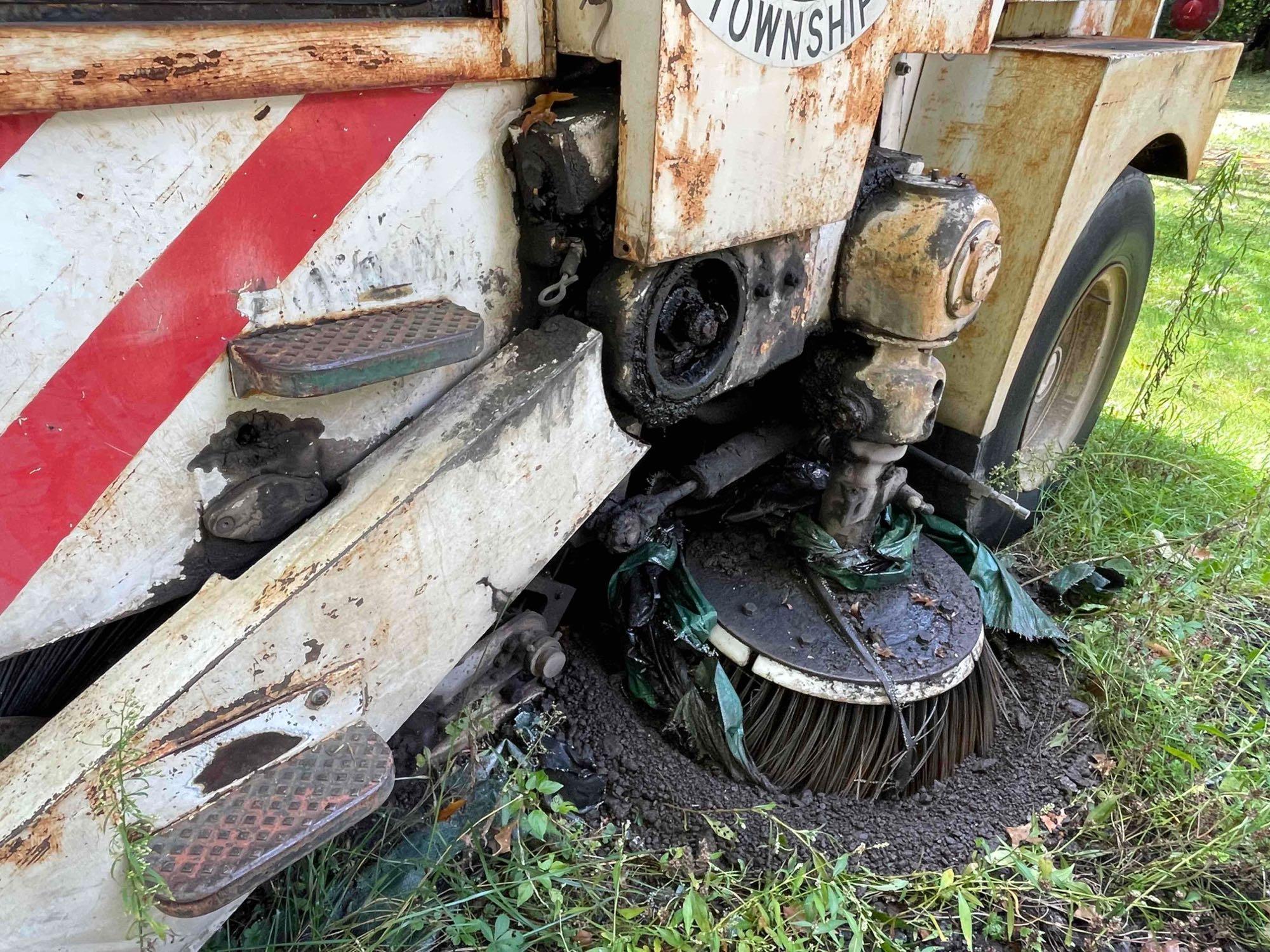 1983 Elgin Mod. S Street Sweeper
