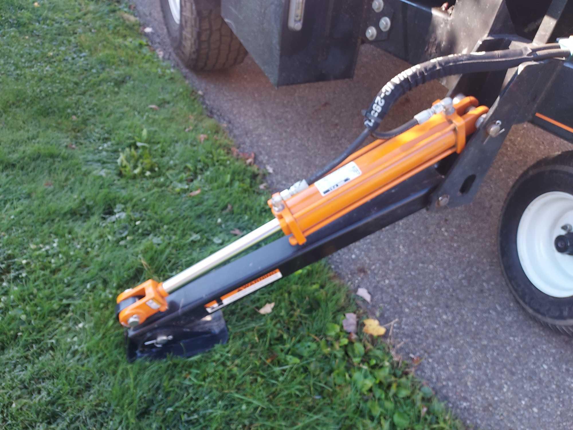 2019 Equipter RB4000 Self-Propelled Roofing Trailer