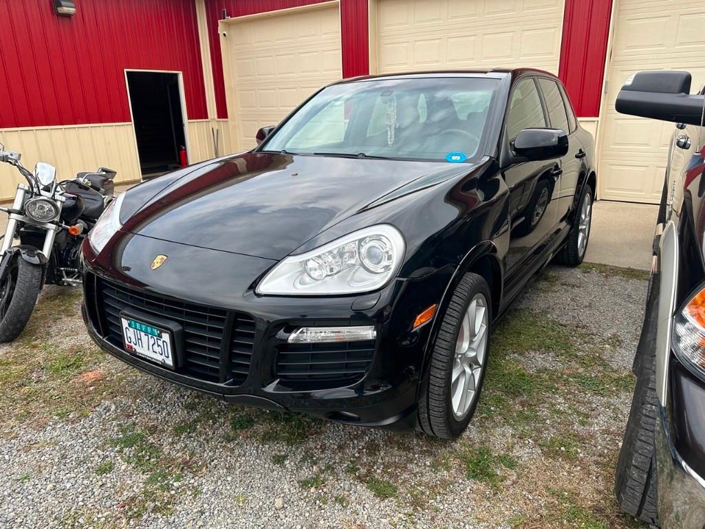 2010 Porsche Cayenne GTS