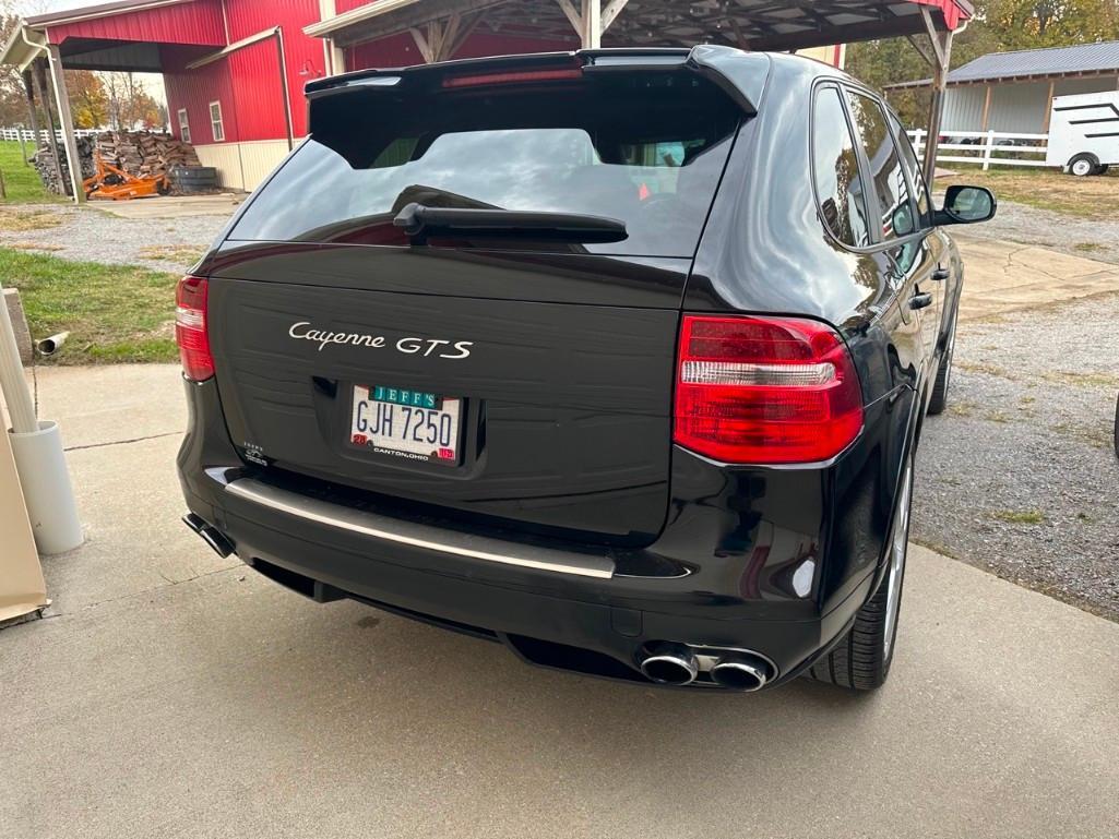 2010 Porsche Cayenne GTS