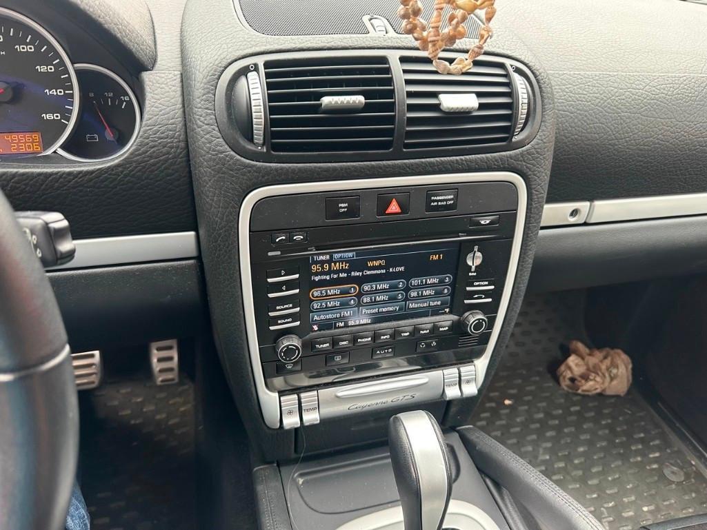 2010 Porsche Cayenne GTS