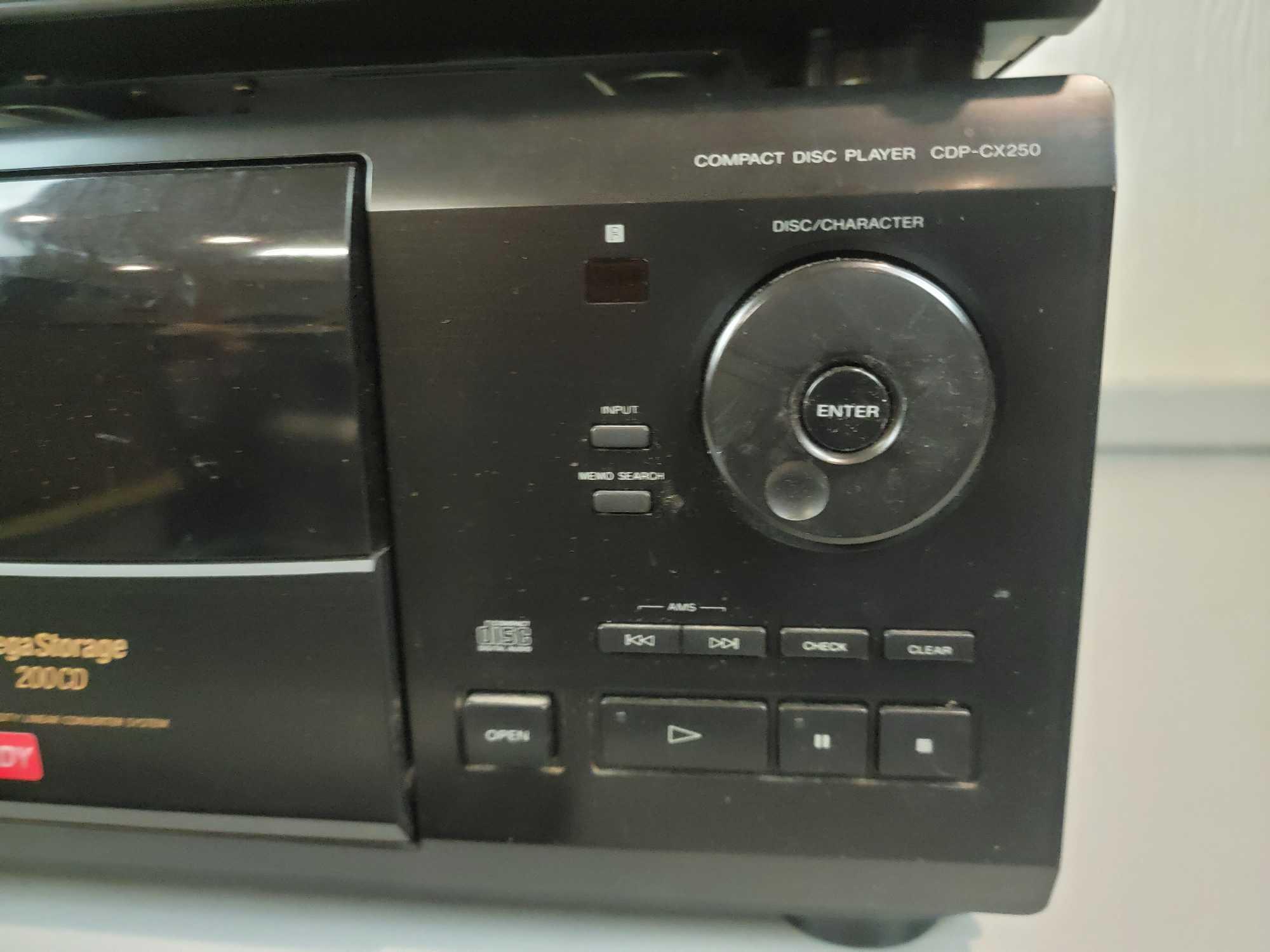 Sony Mega Storage CD Compact Disc Player CDP-CX250 + RCD-W5000