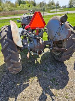 Ford 8N tractor, runs