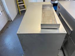 A1 flake ice machine, Model DER26F-5T, with Thermatrol compressor