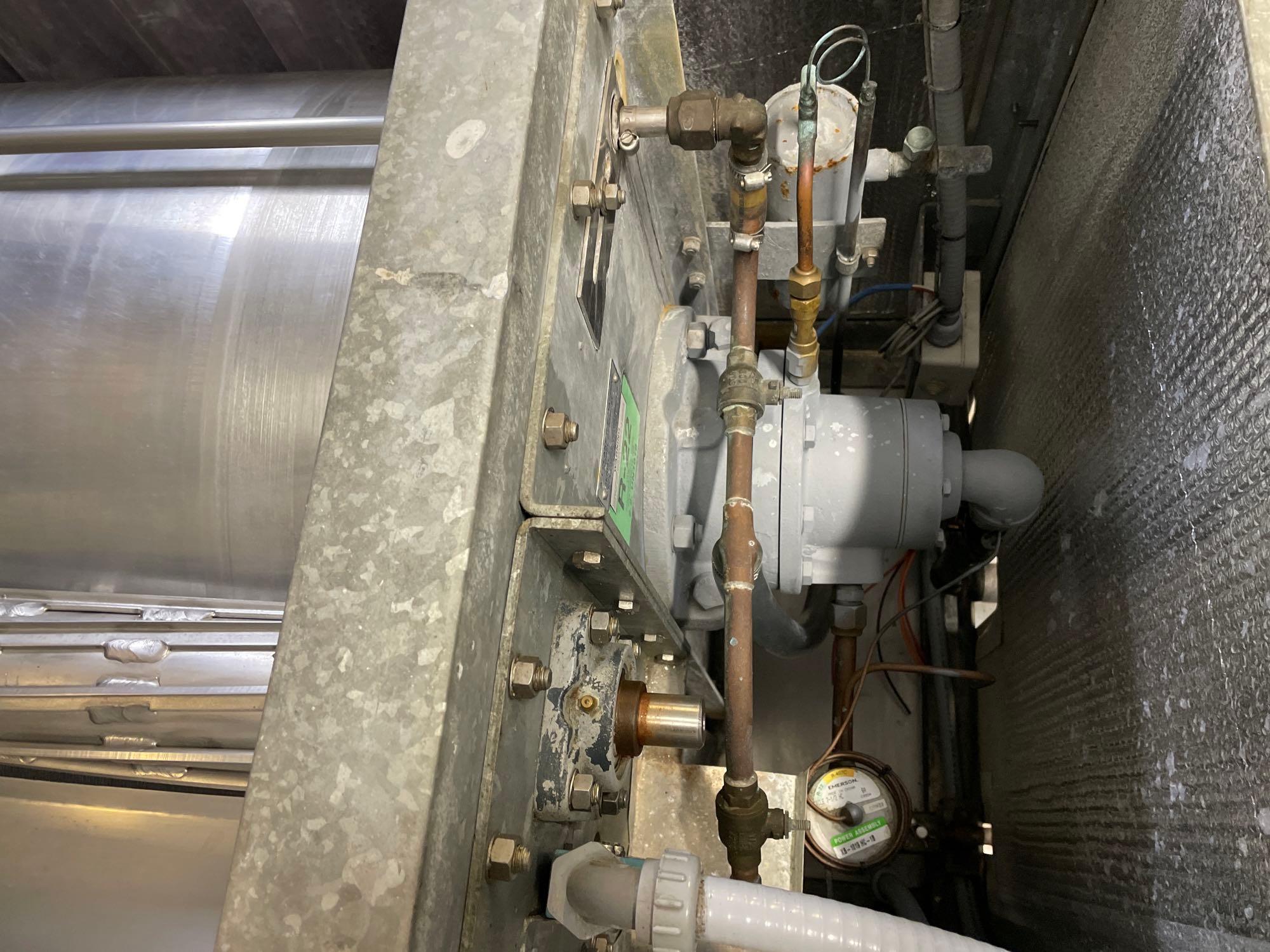 A1 flake ice machine, model DER26F-6T, with Grasso compressor
