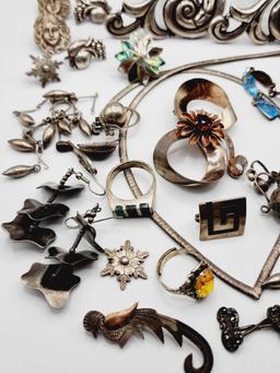 Vintage sterling silver jewelry: most scrap, 216 grams
