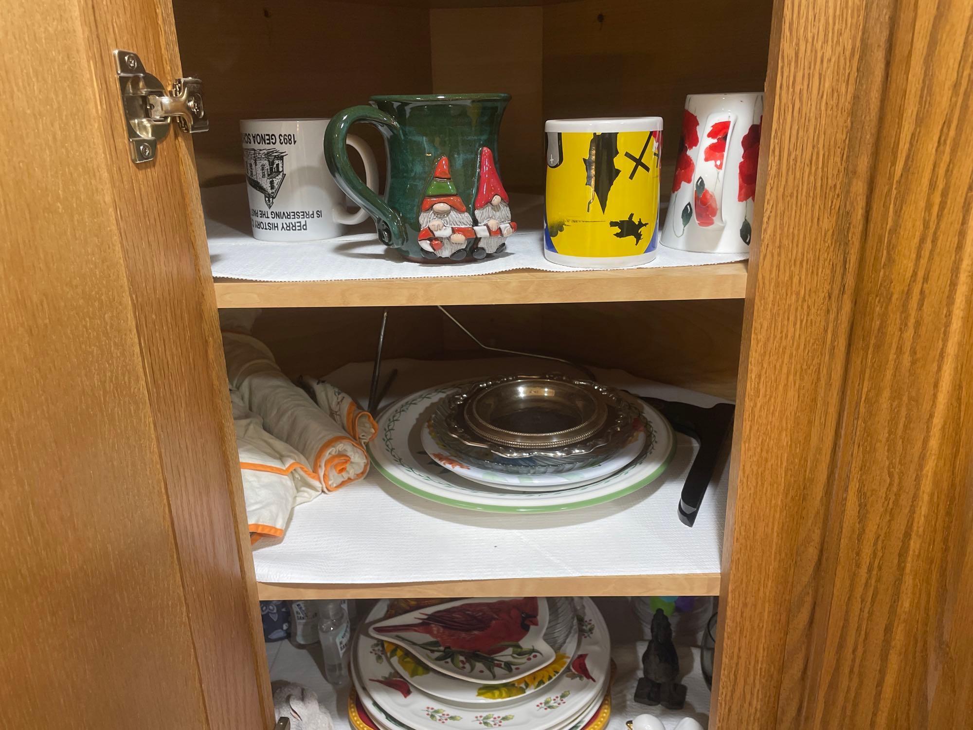 Kitchen Cabinet Contents - Holiday Kitchen Decor, Glasses, Glassware, & more