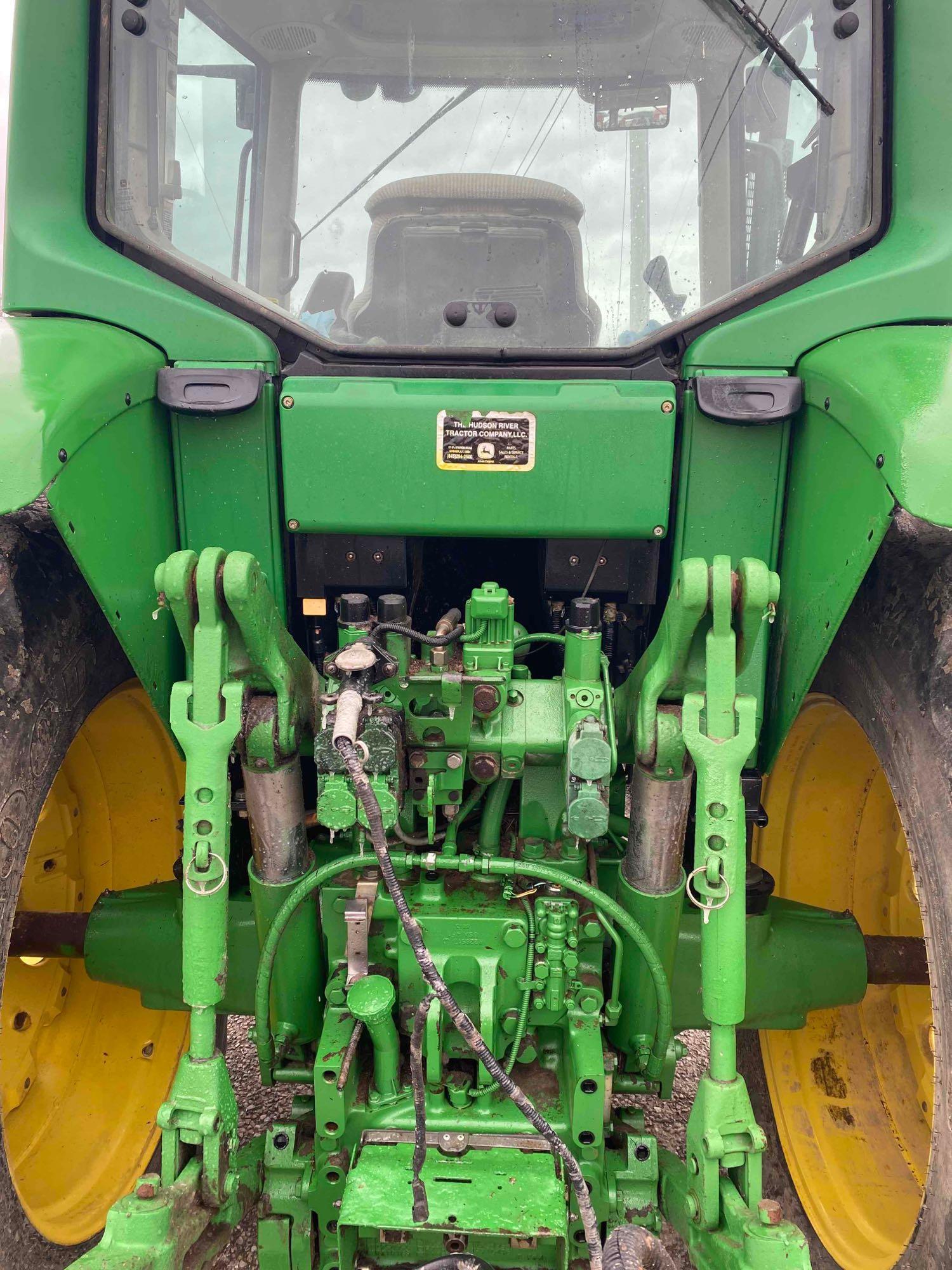 John Deer 7520