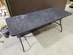 6ft Plastic Folding Table, (6) Sheets 1/8in Tempered Service