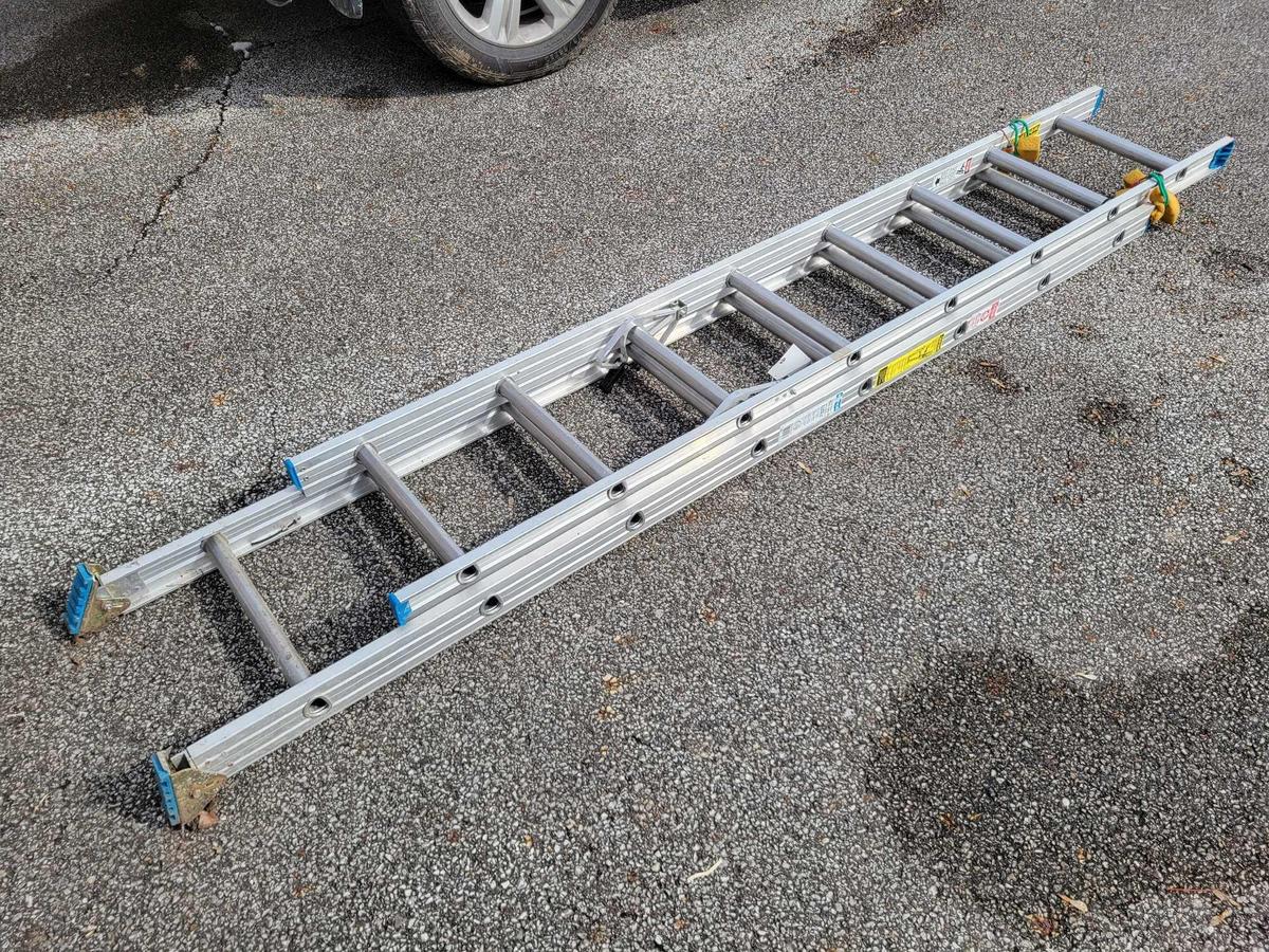 16ft Aluminum extension ladder