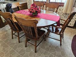 Oak dining table with 6 pressback chairs