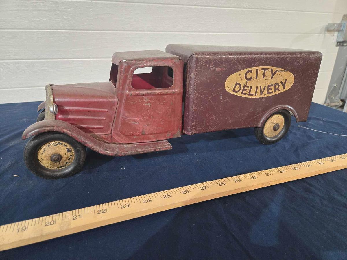 Steelcraft City Delivery Truck