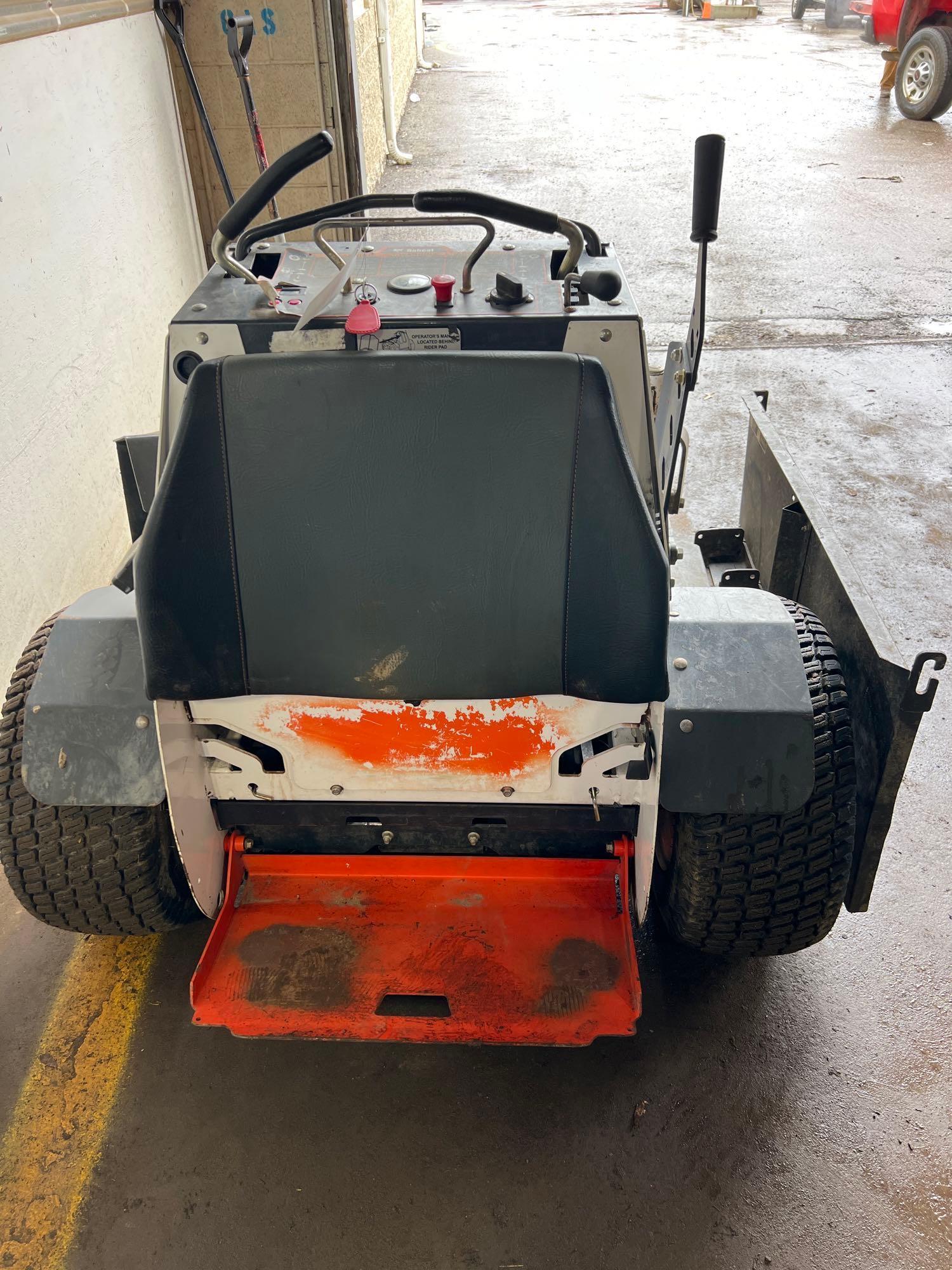 Bobcat ZS4000 Zero Turn Stand On Mower