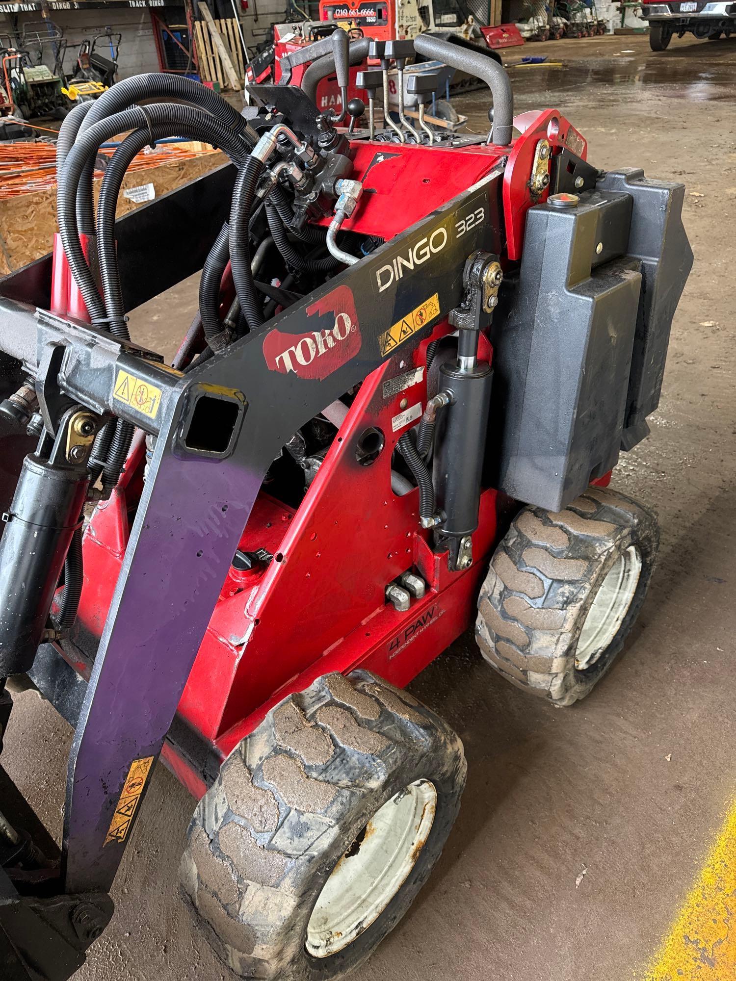 2020 Toro Dingo 323 with 41 inch Material Bucket