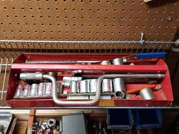 Large Assortment of Sockets & Ratchets